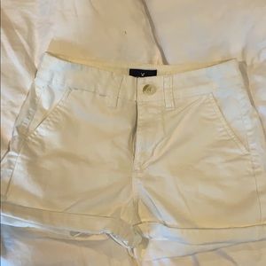 White high waisted American Eagle shorts